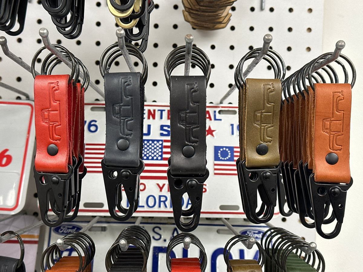 限定Fender Flagship Tokyo Leather Keychain Limited Fender® Flagship Tokyo Leather Keychain Telecaster®